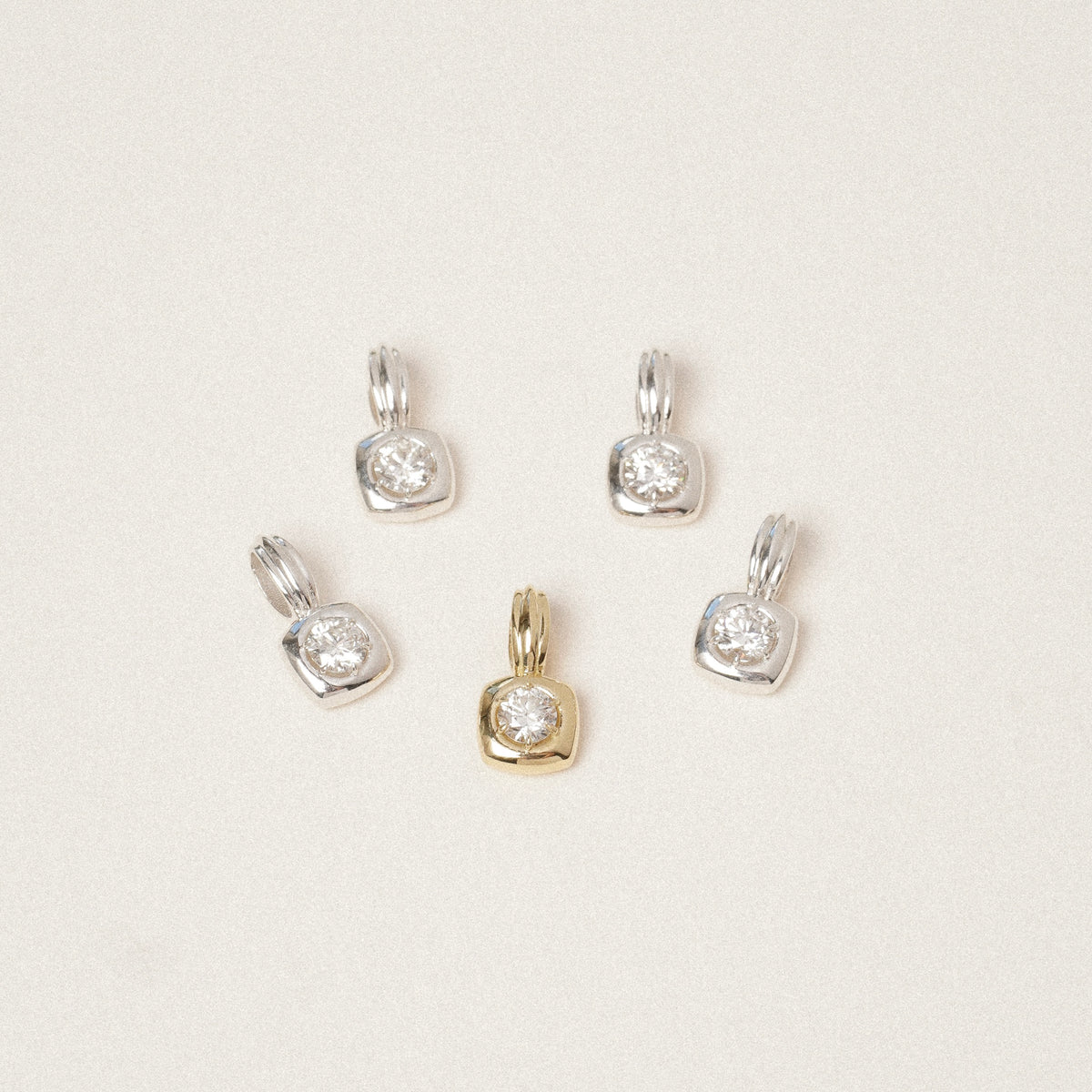 Mini Flourish Diamond Pendant in 18K Gold