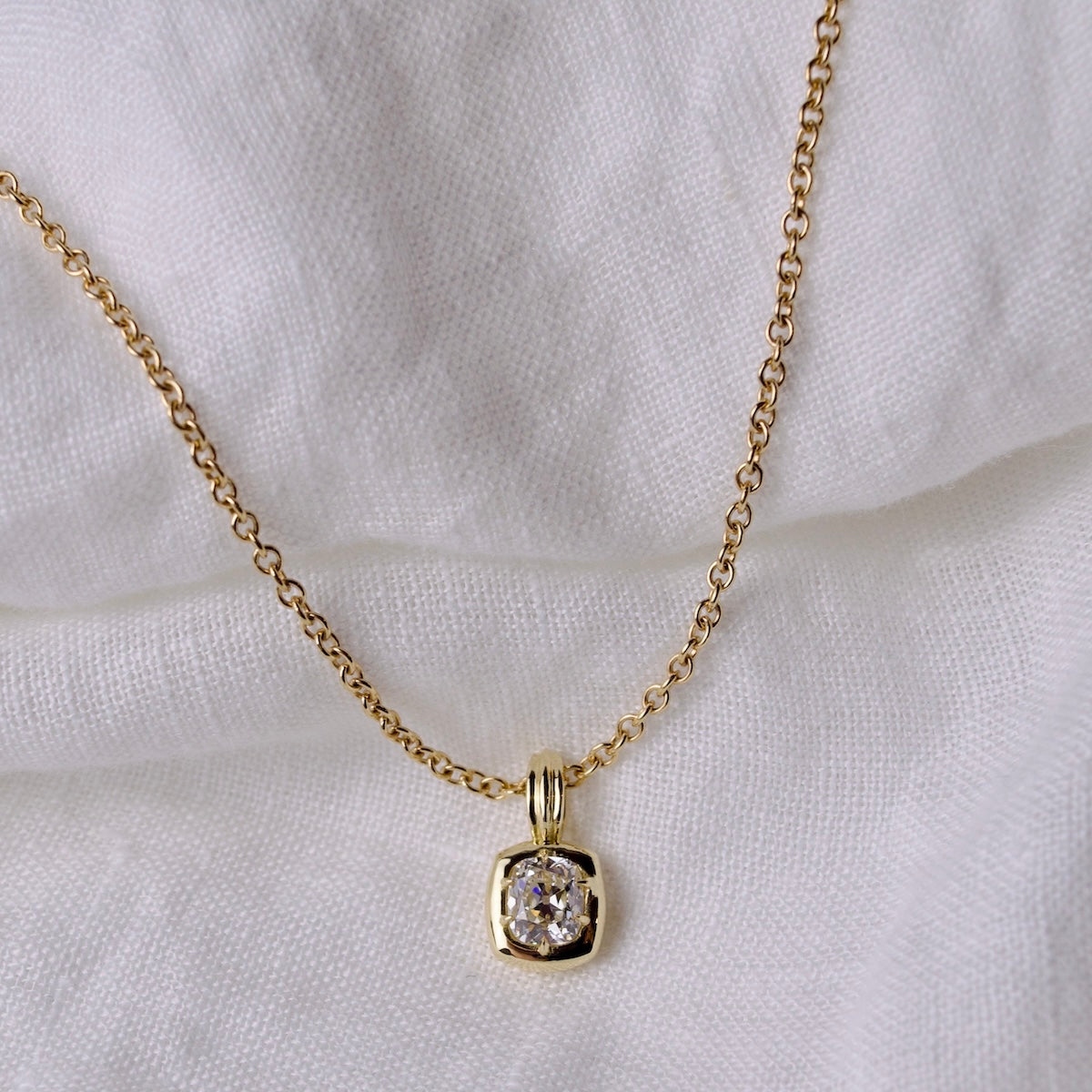 2.3mm Cable Chain in 18K Gold