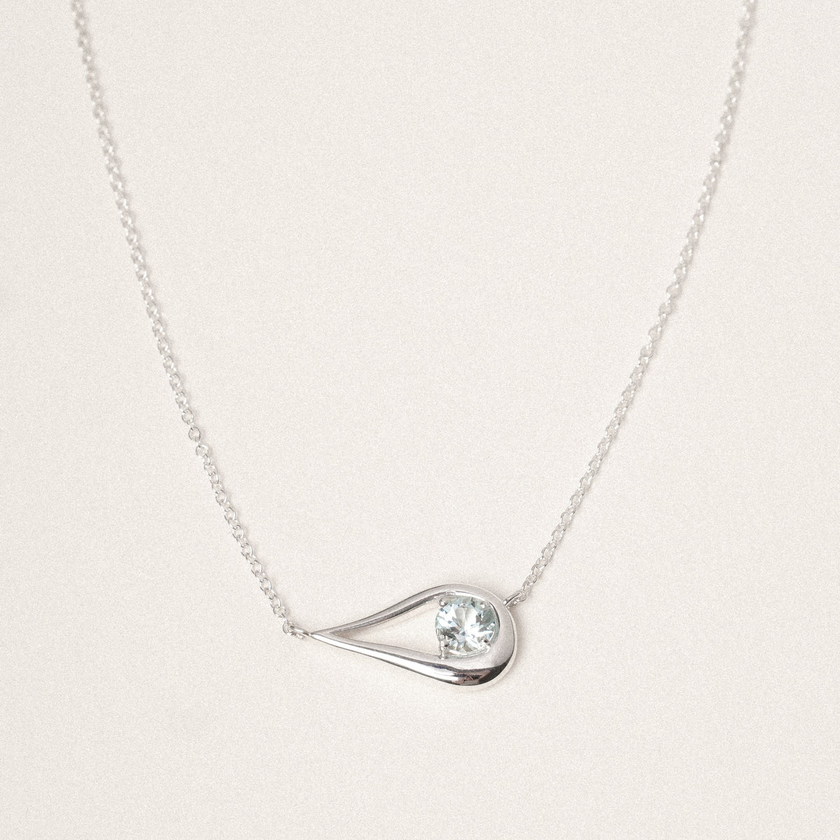 Harp Éclat Gemstone Necklace in Sterling Silver