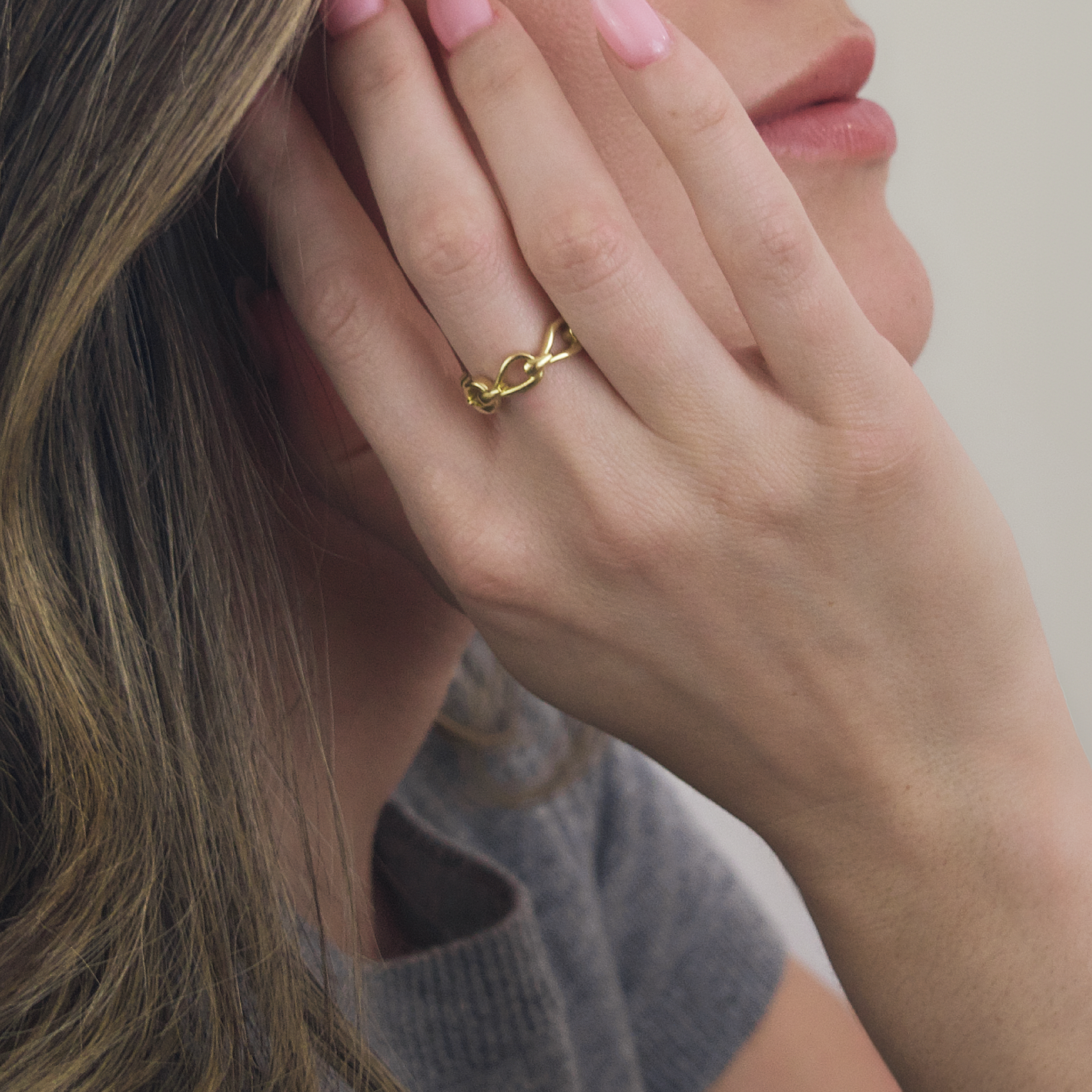 Harp Eternity Ring in 18K Gold