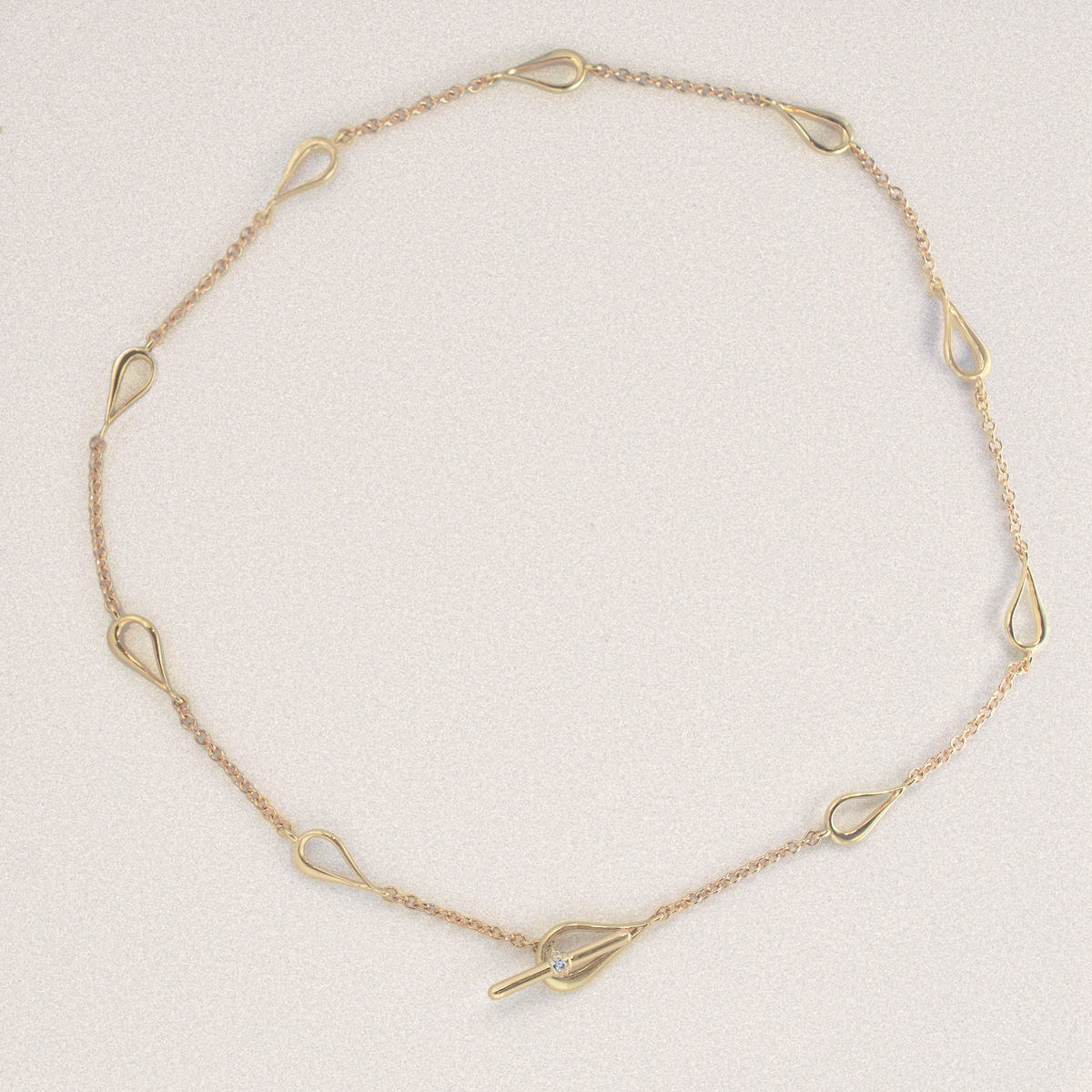 Harp Station Necklace in 18K Gold