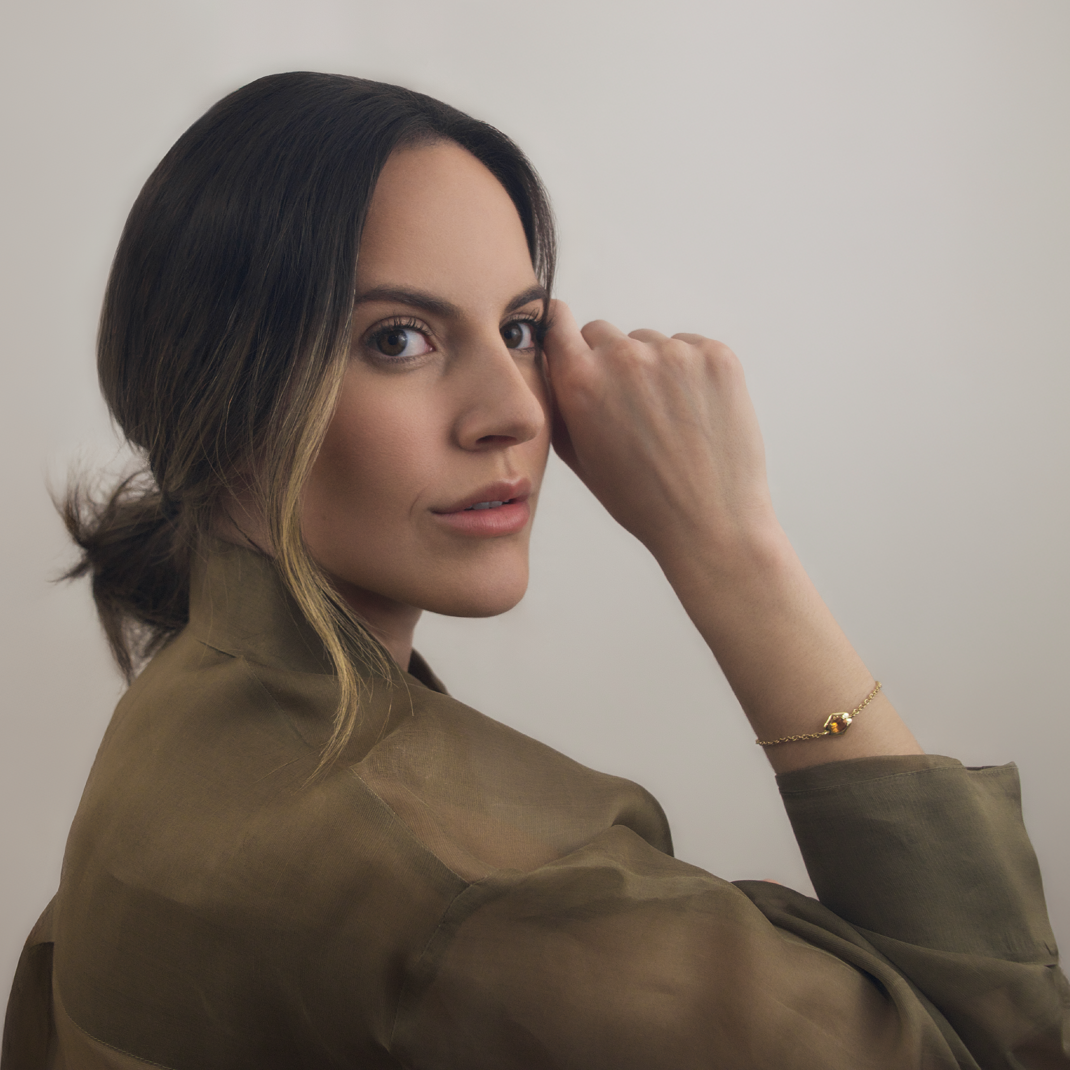 Quatreharp Gemstone Bracelet in 18K Gold