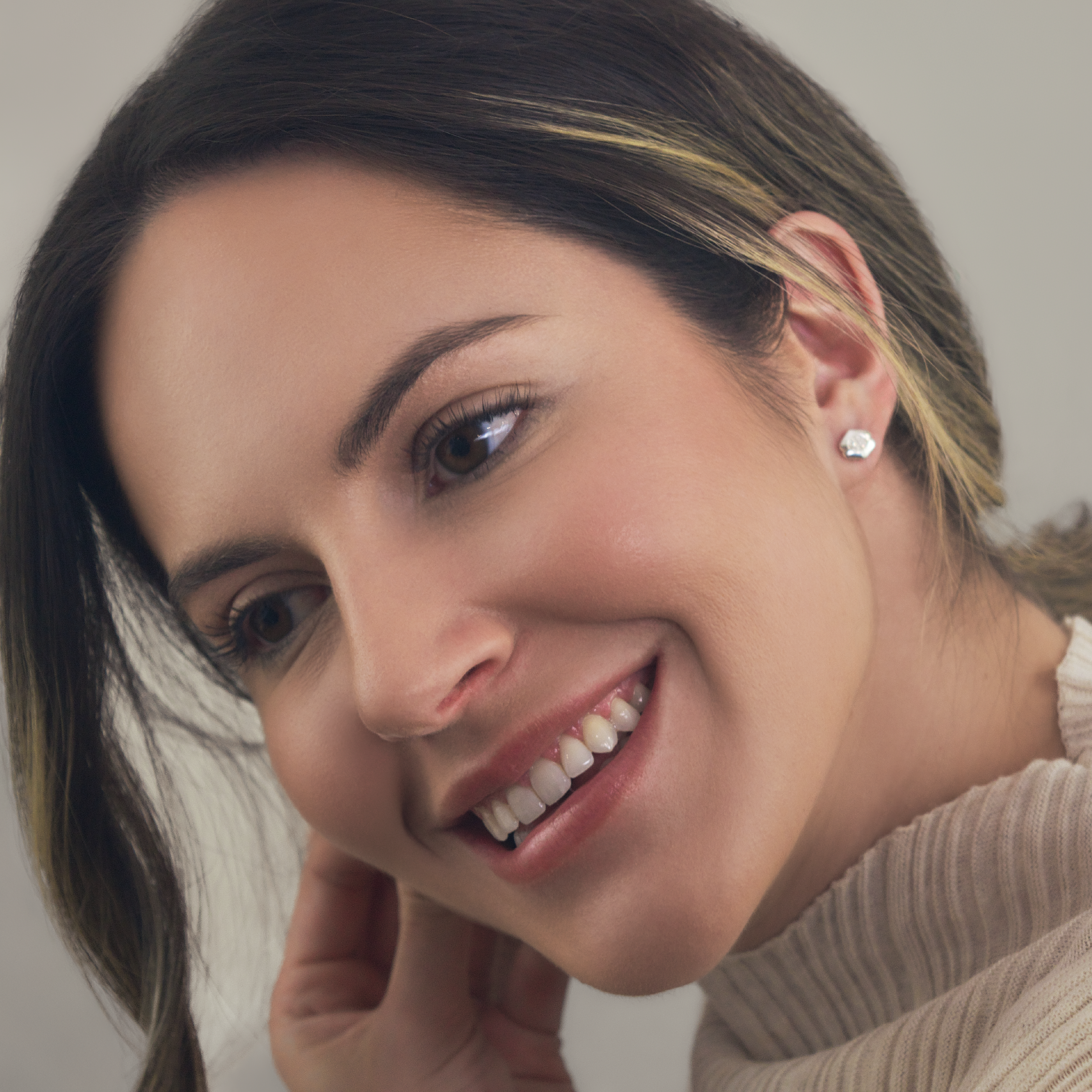 Quatreharp Stud Earrings with Diamonds