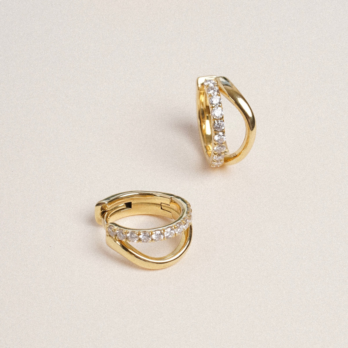Silhouette Huggie Earrings in 18K Gold